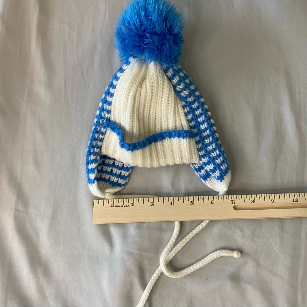 Vintage Kmart Children’s Winter Knit Ski Hat With Pom Blue‎ White 1980s